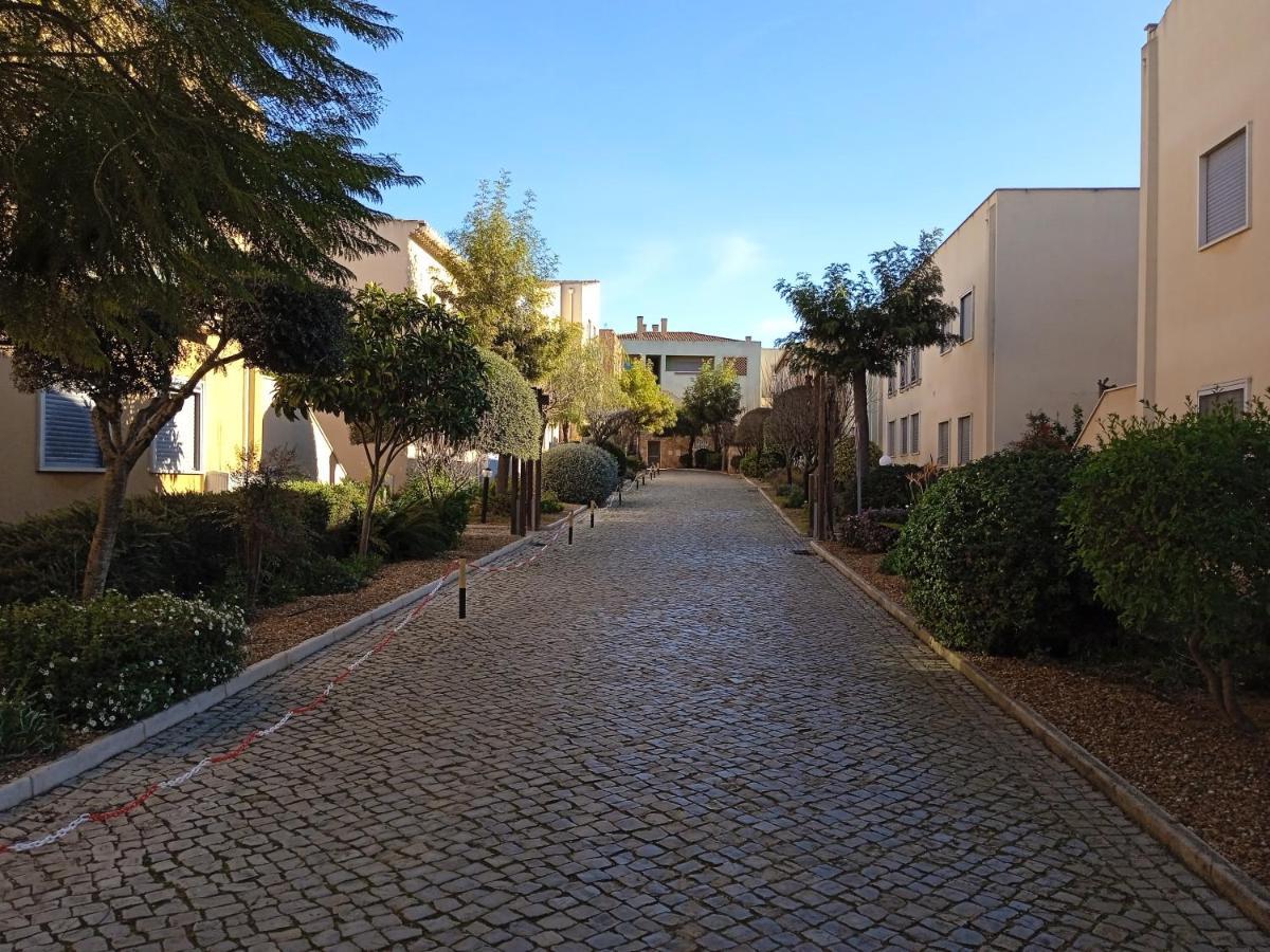Do Vale T2 Com Piscina Lejlighed Albufeira Eksteriør billede