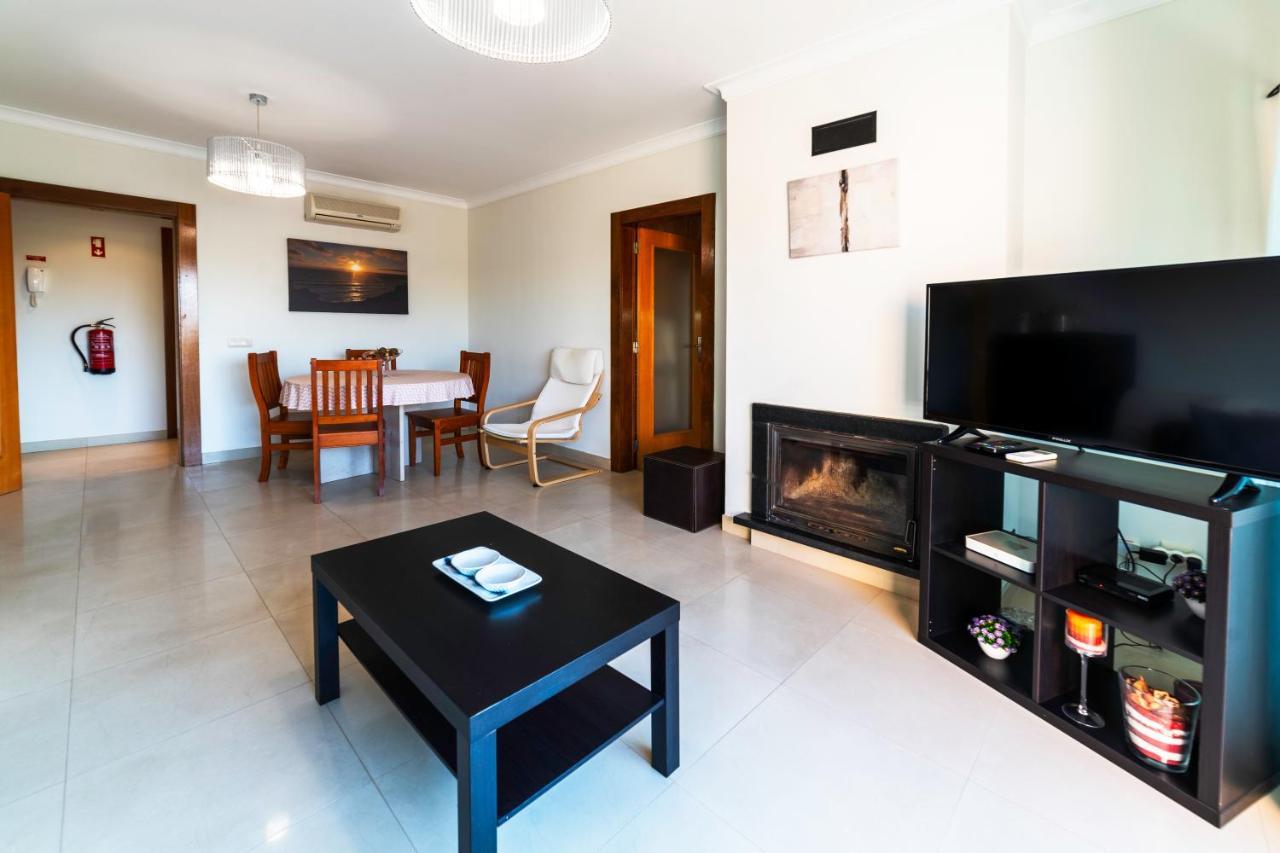 Do Vale T2 Com Piscina Lejlighed Albufeira Eksteriør billede